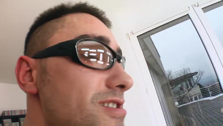 Extreme anal hardcore: Ma voisine MILF aux gros seins et aux cheveux dorés...