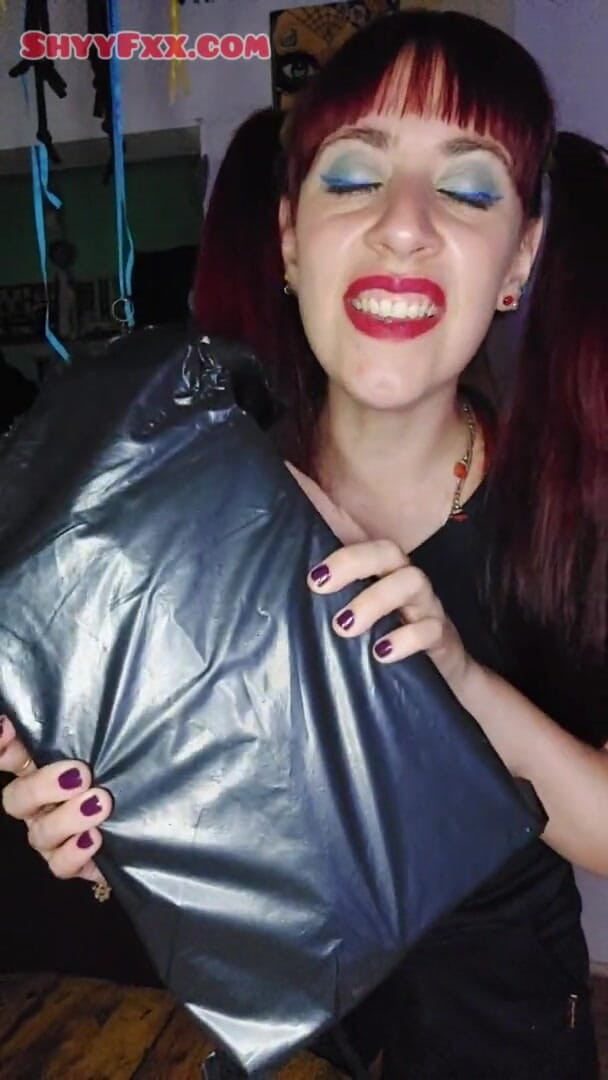 Tu Gauchita Argentina: Shyfxx Vlog mở hộp một ngày của niềm vui trần...