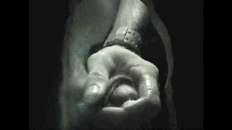 GAY VINTAGE PORN: Mastruabsi anonim di toko seks