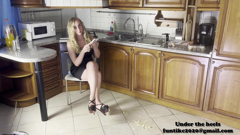 Heel 15 cm: Taart onder de hak