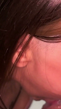 Gagging Beauty - Extreme Sloppy Deepthroat Facefuck