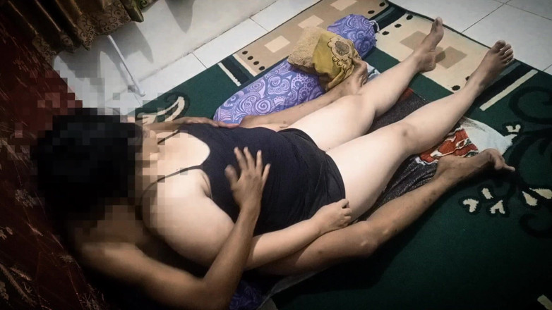 Maye chubby wife: Makcik Sangat Miang Dan Mahu Dikongkek