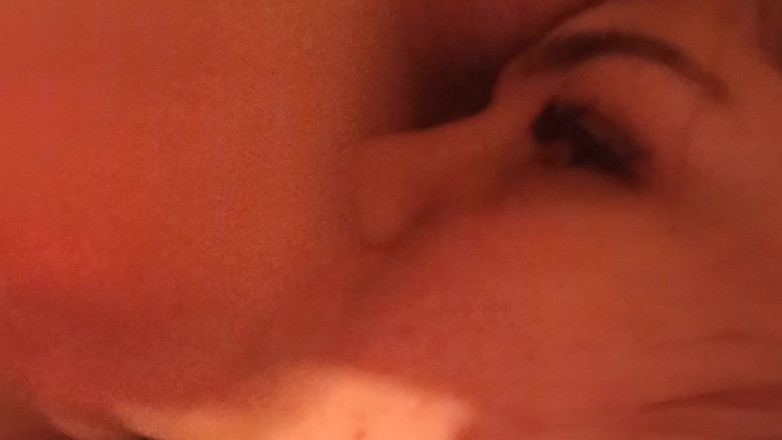 Ionut899: Toda La Noche Con La Polla En La Boca Y...