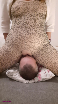 goddess82: Stay Under My Leopard Pussy!