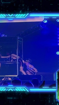 Live op zijn hondjes pornoshow