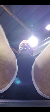 กำลังซ squat อยู่...