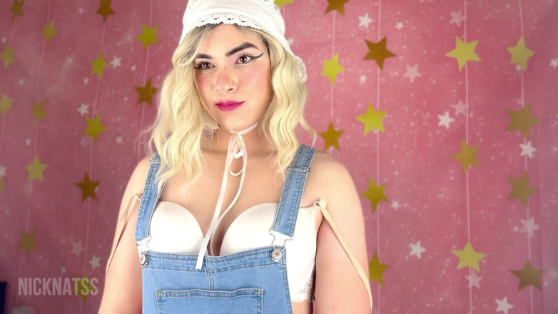 Natalie Napoli: Trans girl bunny hunt roleplay