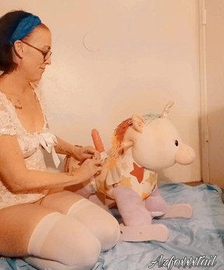 AzFoxxxTailPhelicia: Unicorn assembly 22-03-09