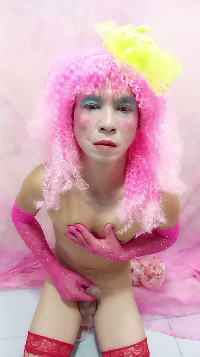 nguyen dang thien tri: Oanh Le Transgender Wearing Sexy Clothes