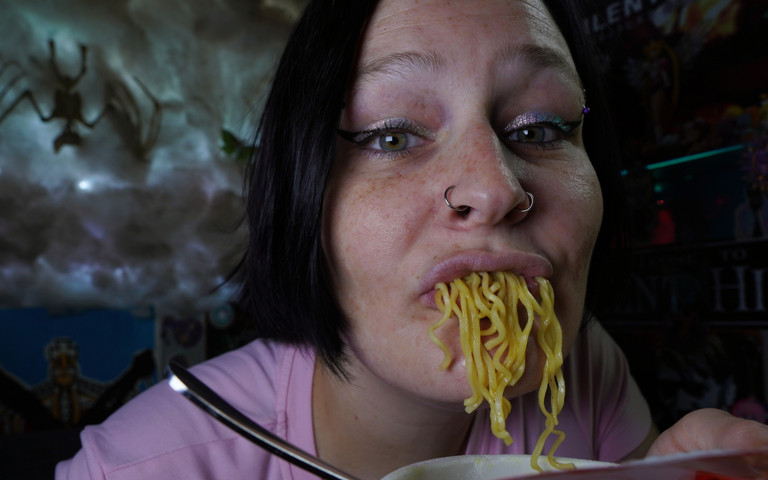 Dani Eats Ramen Without Their Dentures (Jerk Off Material Studios)