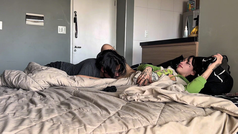 QroZne Studios: Романтичний трах у холодний день з amberzinha