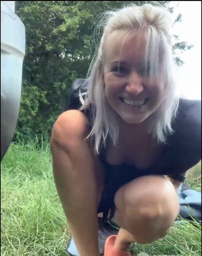 DINA LIGHT: Blonde Pees in the Doggy Positinal