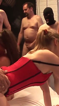 Susi și Sandra s-au lăsat inseminate