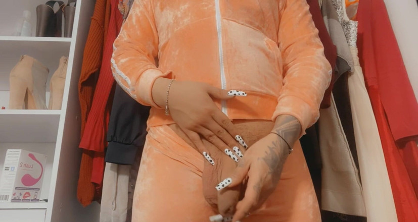 JessieRoss: Тебе нравится мой персик