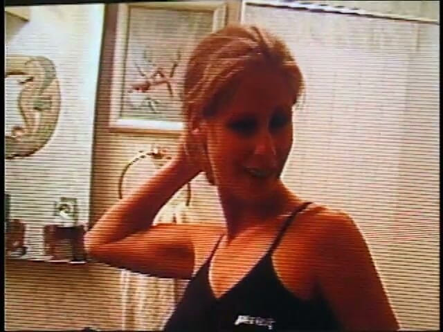 A Lesbian World: Sexy blonďaté děvky si navzájem lízají kundičky na podlaze