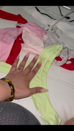 Anastasia Lux: Perhatian jika Anda ingin 1 Mengirimi Saya Tip dan Nama/ Alamat...