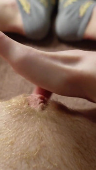 セクシーな靴下を履いた女性視点のマスターベーション