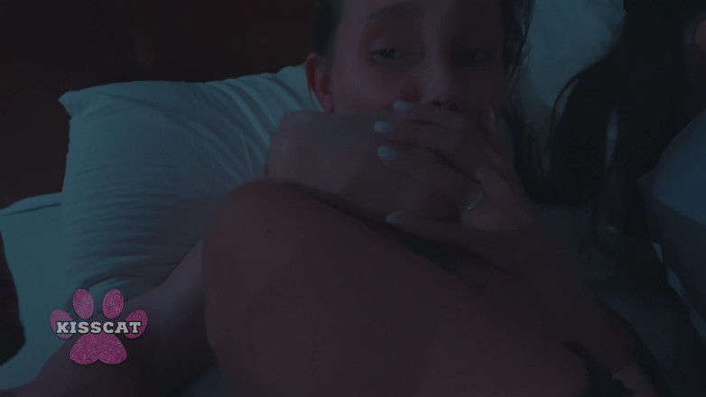 Mollykit: Stepmom Doesn't Notice My Stepdad Fucking Me and Cumming in...