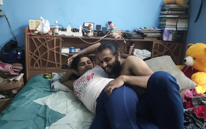 Vaigavarun45: Vaishnavy e Sharun Conversam com Sexo, Casal Mallu sexo quente