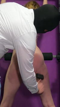 Spanking Fuers Bikergirl