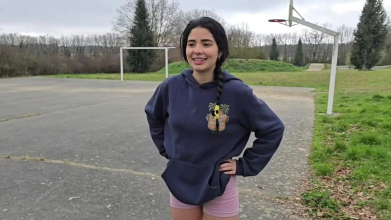 Passionsecret07: Meine nachbarin hatte kite-skates nie geritten und reitet meinen schwanz...