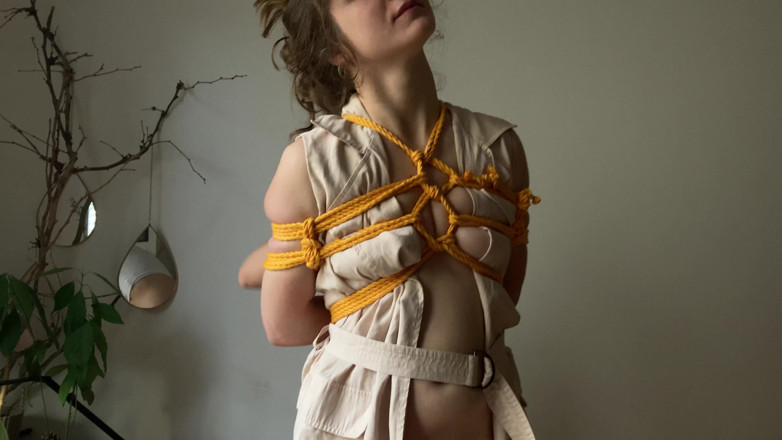 FenekManul: Lesbian Shibari Pussy Play