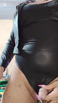 Svůdný trans submisivní velký zadek chce šukat
