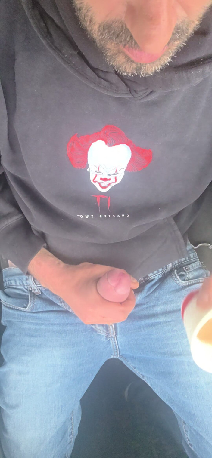 Crx2: ชายแท้ชักว่าวขณะดื่มกาแฟ