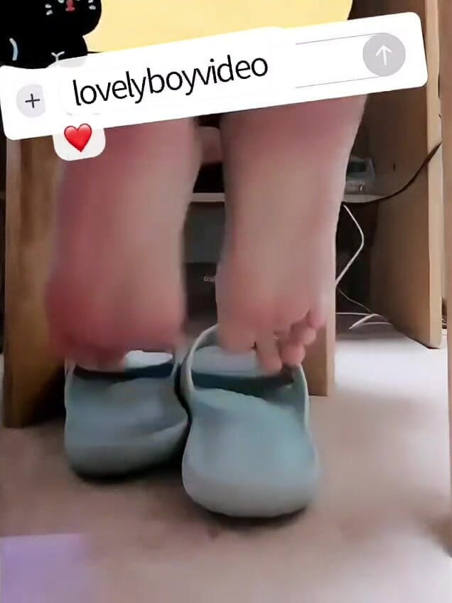 lovelyboyvideo0: Lovelyboyvideo प्यारा पुरुष पैर, लड़कों के तलवे