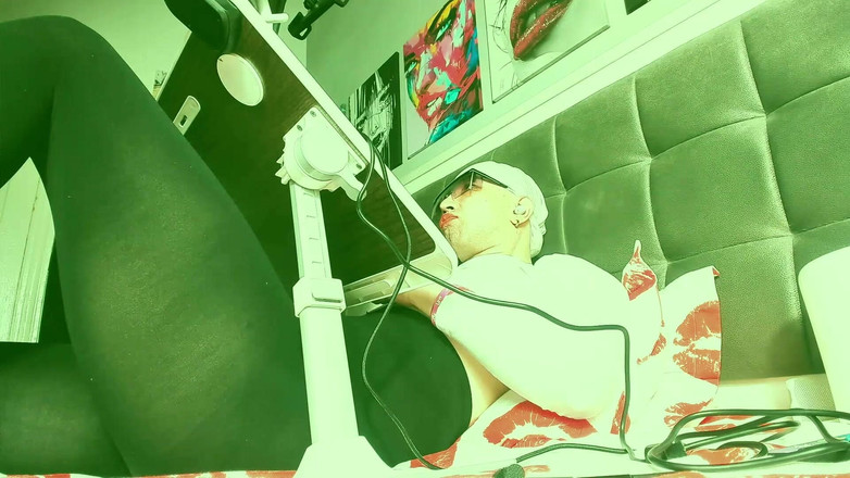 lvxbljs: Секретарша говорит, что я такая возбужденная