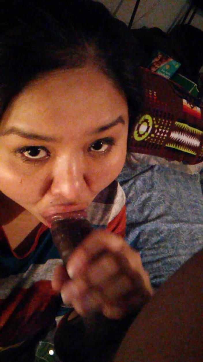 DeesDeepThroat: Je lui suce la bite