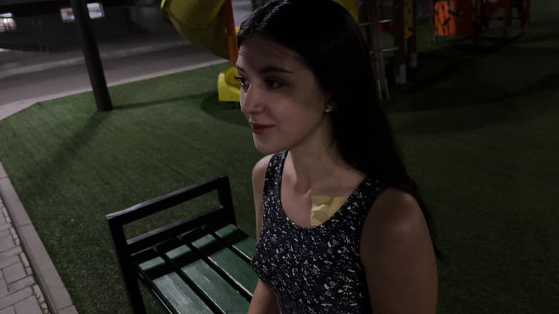 Sugary Kitty: Estranho com uma bunda grande concordou em foder comigo na...