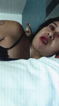 Banging and Chatting with Viewers on a Live