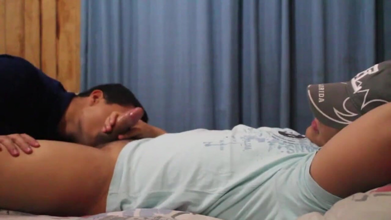 Str8gayfantasy: Woke up my stepbrother and took all his cum