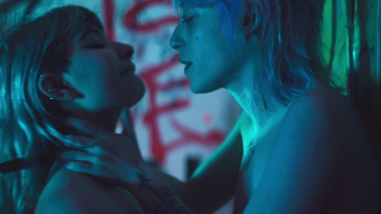 Quente club: Acidalia E Nath - lesbianisme antara kawan-kawan