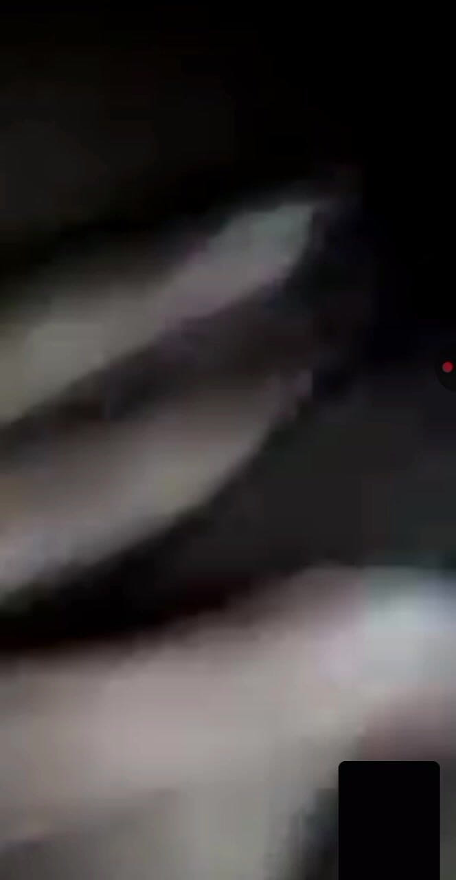 Hot hot video: Desi rozmowa wideo cipki