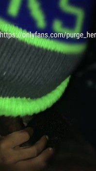 Smíšená světelníkina potetovaná kočka hlava auta