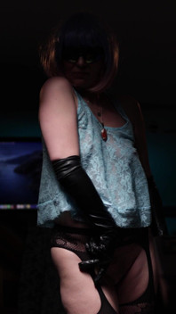 Striptis MILF ritual intim