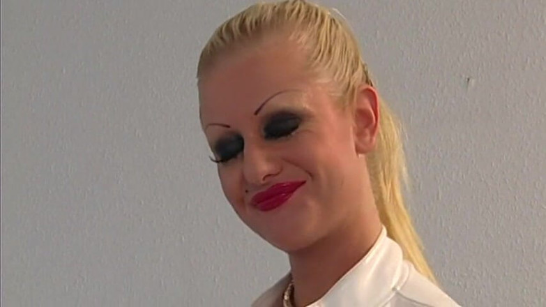 BDSM Fetish Deutschland: Rubia Domia hardcore bdsm alemán
