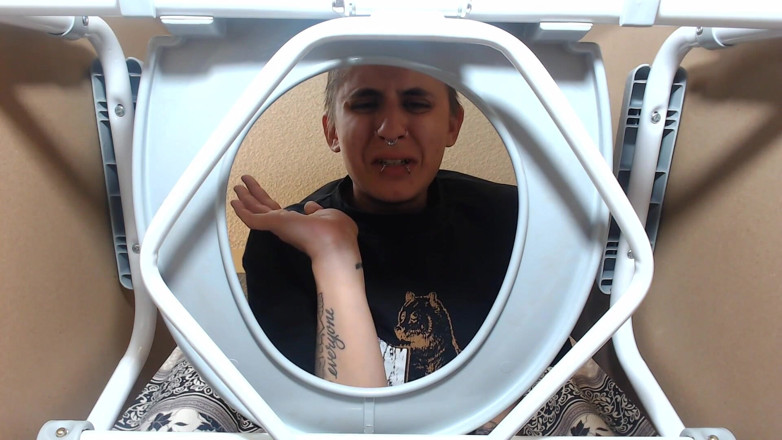Abby Anna: Sickening gassy farts destroying toilet
