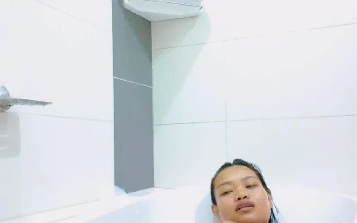 Cupcake: Bubble Bath Countdown
