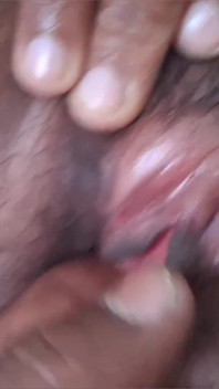 Sunt O Fată Sexy 4K Hindi Audio Partea 1