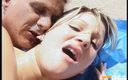 Big Tits for You: Une travailleuse blonde baise sa femme patronne dehors après s&amp;#039;être...