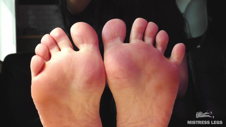 Mistress Legs: Mistress barefoot soles rubbing against the glass and squeezing strawberries
