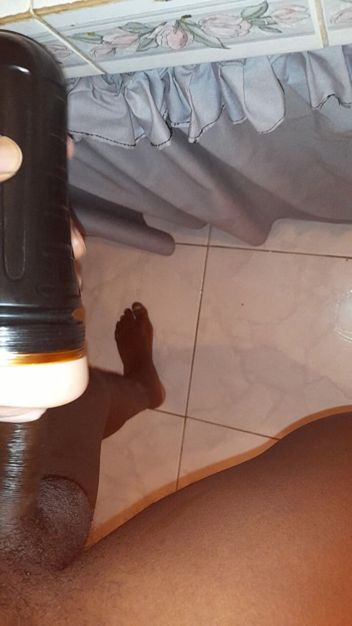 Islandvibes69: Jerking off S12 Ep1