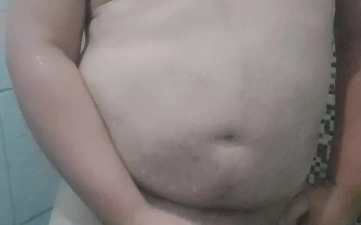 Heavyhitterboxer: Taking a Shower and Cumming