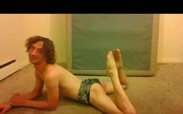 LilTaste: Showing off My Skinny Body