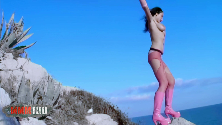 MMM100: Ana-martin: Pornohvězda brunetka s velkými prsy Ana Martin svléká oblečení...