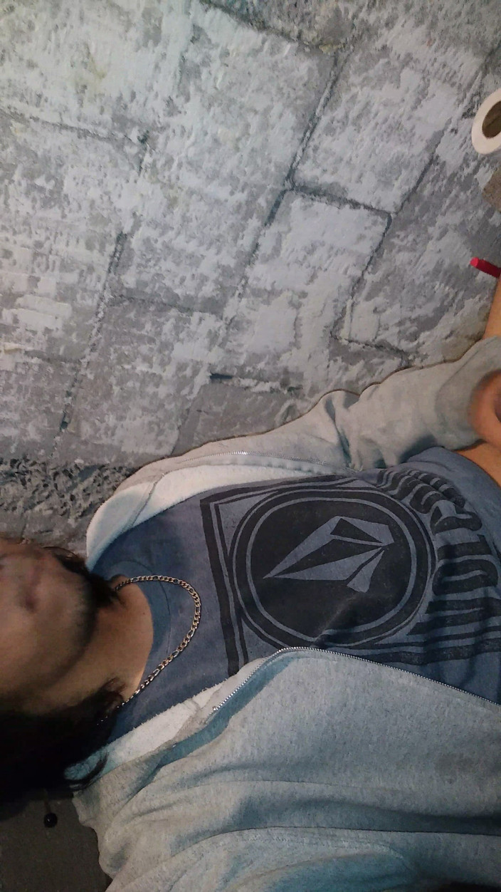 AlexAlejandro13: Oh toute seule, téminée excitante