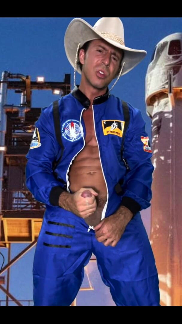 Reese Rideout: Space Suit Jack off